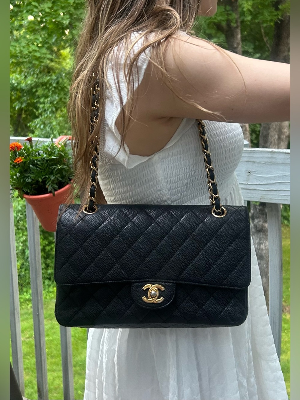 CHANEL Medium Classic Double Flap Caviar Quilted Handbag Black / Gold Hardware - Picture 3 of 16
